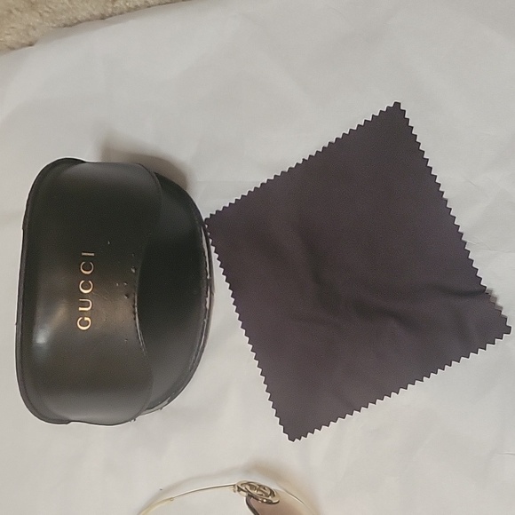 Vintage GUCCI Sunglasses - Picture 8 of 14